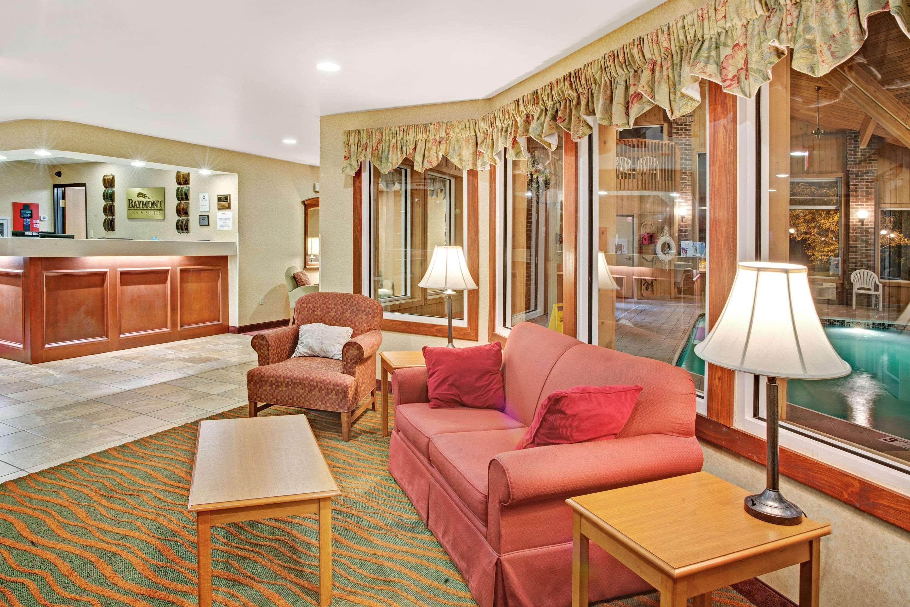 Baymont By Wyndham Indianapolis Hotel Екстериор снимка